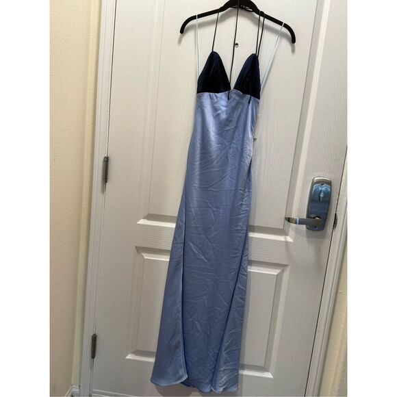 NIA Revolve WOLFE MAXI DRESS In CHAMBRAY/NAVY Cocktail Dress size S NWT - Picture 2 of 5